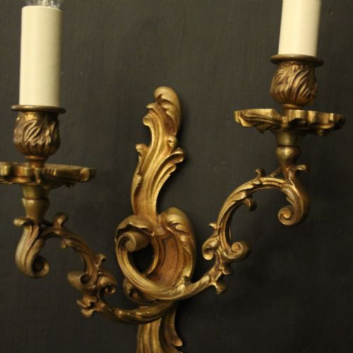 FRENCH PAIR OF GILDED BRONZE ANTIQUE WALL LIGHTS - ADDITIONAL PHOTO 1
