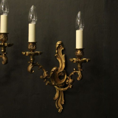 FRENCH PAIR OF GILDED BRONZE ANTIQUE WALL LIGHTS - ADDITIONAL PHOTO 2