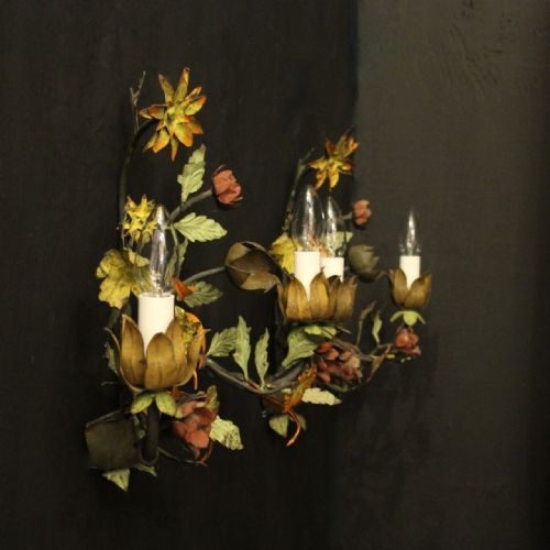 FRENCH PAIR OF TOLEWARE FLORAL WALL LIGHTS - ADDITIONAL PHOTO 9
