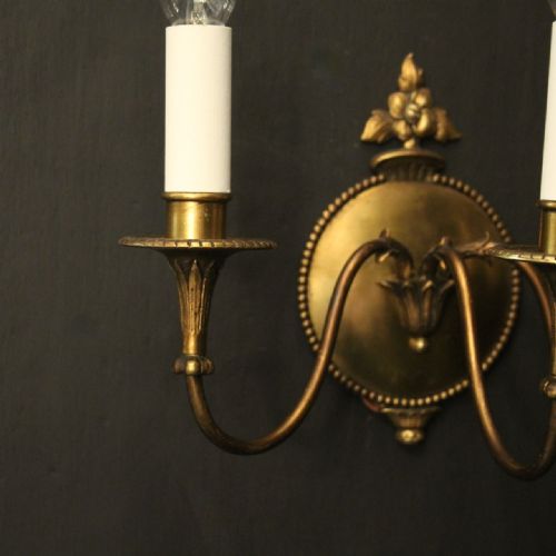 FRENCH PAIR OF GILDED BRASS ANTIQUE WALL LIGHTS - ADDITIONAL PHOTO 1