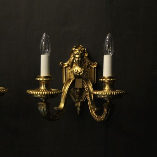 FRENCH PAIR OF GILDED BRONZE ANTIQUE WALL LIGHTS - ADDITIONAL PHOTO 1