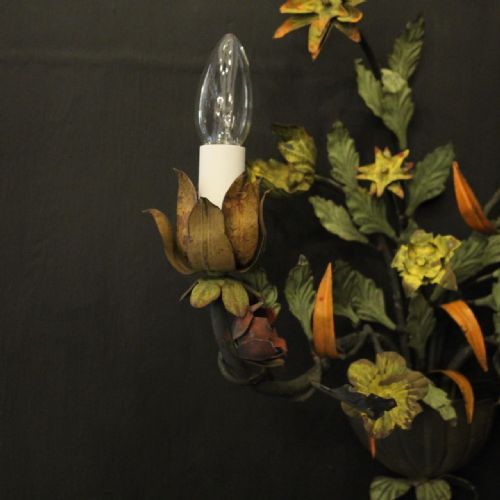 FRENCH PAIR OF TOLEWARE FLORAL WALL LIGHTS - ADDITIONAL PHOTO 3