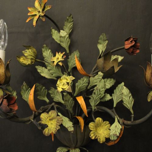 FRENCH PAIR OF TOLEWARE FLORAL WALL LIGHTS - ADDITIONAL PHOTO 5