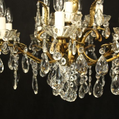 ITALIAN 12 LIGHT GILDED BRASS CRYSTAL ANTIQUE CHANDELIER - ADDITIONAL PHOTO 5