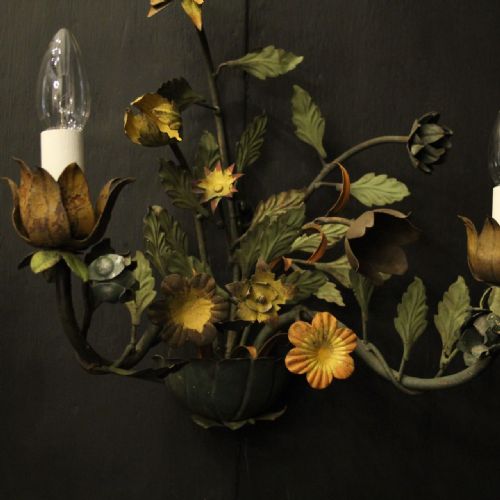 FRENCH PAIR OF TOLEWARE FLORAL WALL LIGHTS - ADDITIONAL PHOTO 2