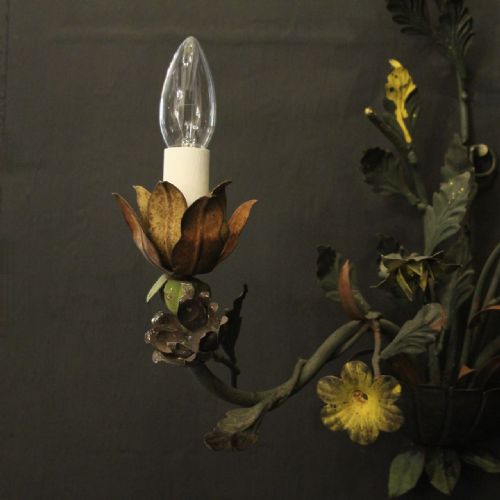FRENCH PAIR OF TOLEWARE FLORAL WALL LIGHTS - ADDITIONAL PHOTO 3