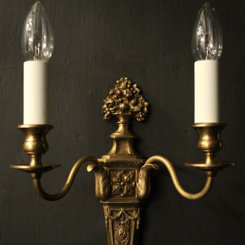 FRENCH PAIR OF GILDED BRONZE ANTIQUE WALL LIGHTS - ADDITIONAL PHOTO 3