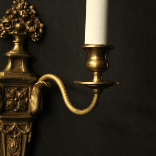 FRENCH PAIR OF GILDED BRONZE ANTIQUE WALL LIGHTS - ADDITIONAL PHOTO 8