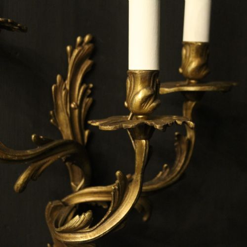 FRENCH PAIR OF GILDED BRONZE ANTIQUE WALL SCONCES - ADDITIONAL PHOTO 6