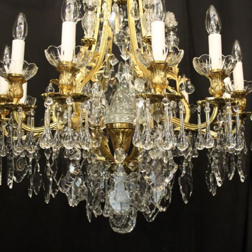 FRENCH GILDED BRONZE 13 LIGHT ANTIQUE CHANDELIER - ADDITIONAL PHOTO 4