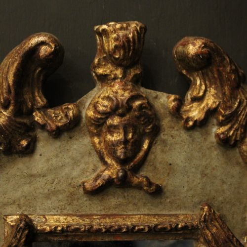 FLORENTINE PAIR OF GILTWOOD ANTIQUE GIRANDOLES - ADDITIONAL PHOTO 3