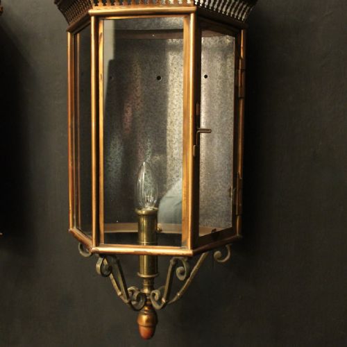 FRENCH PAIR OF BRASS COPPER SINGLE LIGHT HALF LANTERNS - ADDITIONAL PHOTO 5