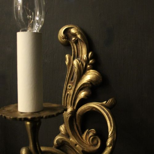 FRENCH PAIR OF GILDED BRASS TRIPLE ARM ANTIQUE WALL LIGHTS - ADDITIONAL PHOTO 1