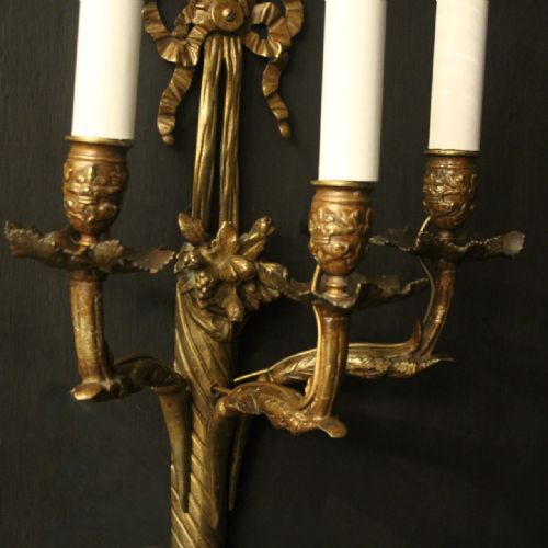 FRENCH LATE 19TH CENTURY PAIR OF BRONZE ANTIQUE WALL SCONCES - ADDITIONAL PHOTO 8