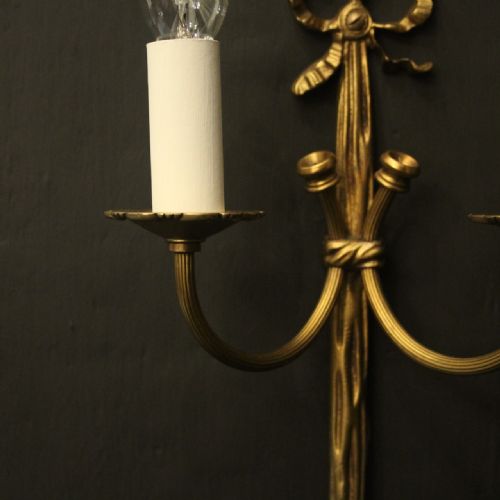 FRENCH PAIR OF GILDED BRASS RIBBON WALL LIGHTS - ADDITIONAL PHOTO 7