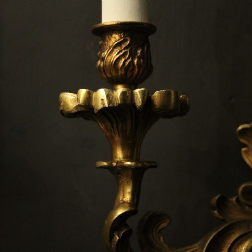 FRENCH PAIR OF GILDED BRONZE ANTIQUE WALL LIGHTS - ADDITIONAL PHOTO 2