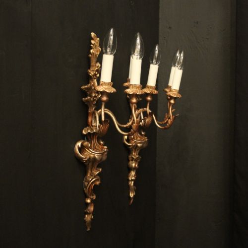 ITALIAN PAIR OF GILTWOOD TRIPLE ARM ANTIQUE WALL LIGHTS - ADDITIONAL PHOTO 9