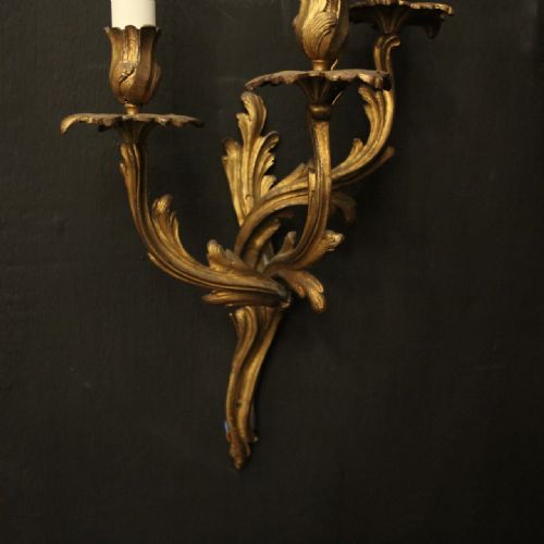 FRENCH PAIR OF GILDED BRONZE ANTIQUE WALL SCONCES - ADDITIONAL PHOTO 4