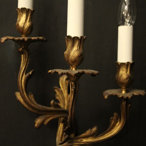 FRENCH PAIR OF GILDED BRONZE ANTIQUE WALL SCONCES - ADDITIONAL PHOTO 5