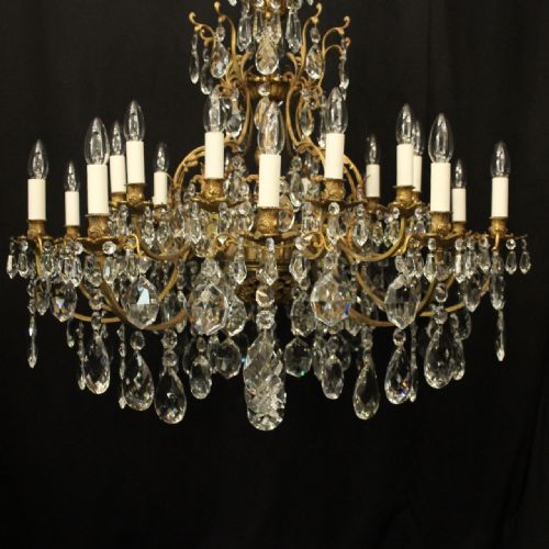FRENCH GILDED BRONZE CRYSTAL 20 LIGHT ANTIQUE CHANDELIER - ADDITIONAL PHOTO 4