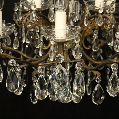 FRENCH GILDED 16 LIGHT ANTIQUE CHANDELIER - ADDITIONAL PHOTO 3