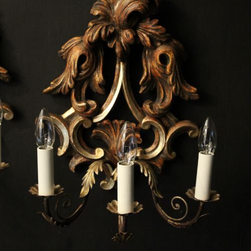 FLORENTINE PAIR GILTWOOD ANTIQUE WALL LIGHTS - ADDITIONAL PHOTO 2