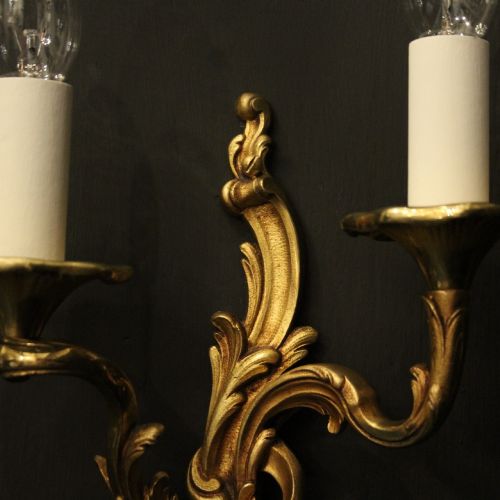 FRENCH PAIR OF GILDED BRONZE ANTIQUE WALL LIGHTS - ADDITIONAL PHOTO 3