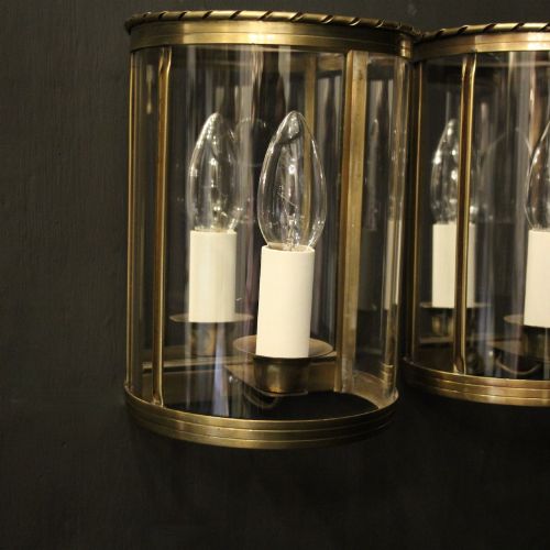 FRENCH PAIR OF TOLEWARE CONVEX HALF LANTERNS - ADDITIONAL PHOTO 7