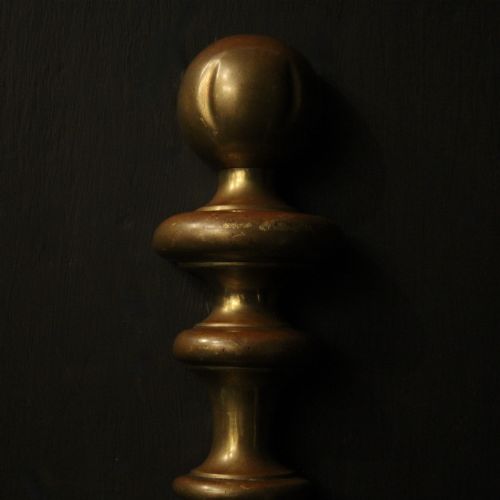 ENGLISH SET OF THREE BRONZE ANTIQUE WALL LIGHTS - ADDITIONAL PHOTO 6