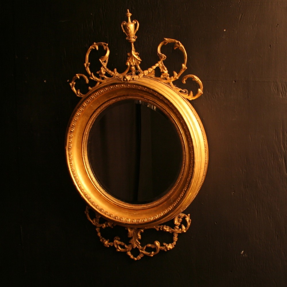 An English Giltwood Circular Antique Mirror