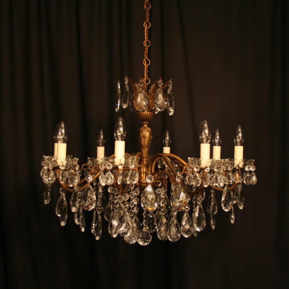 An Italian Gilded 8 Light Antique Chandelier