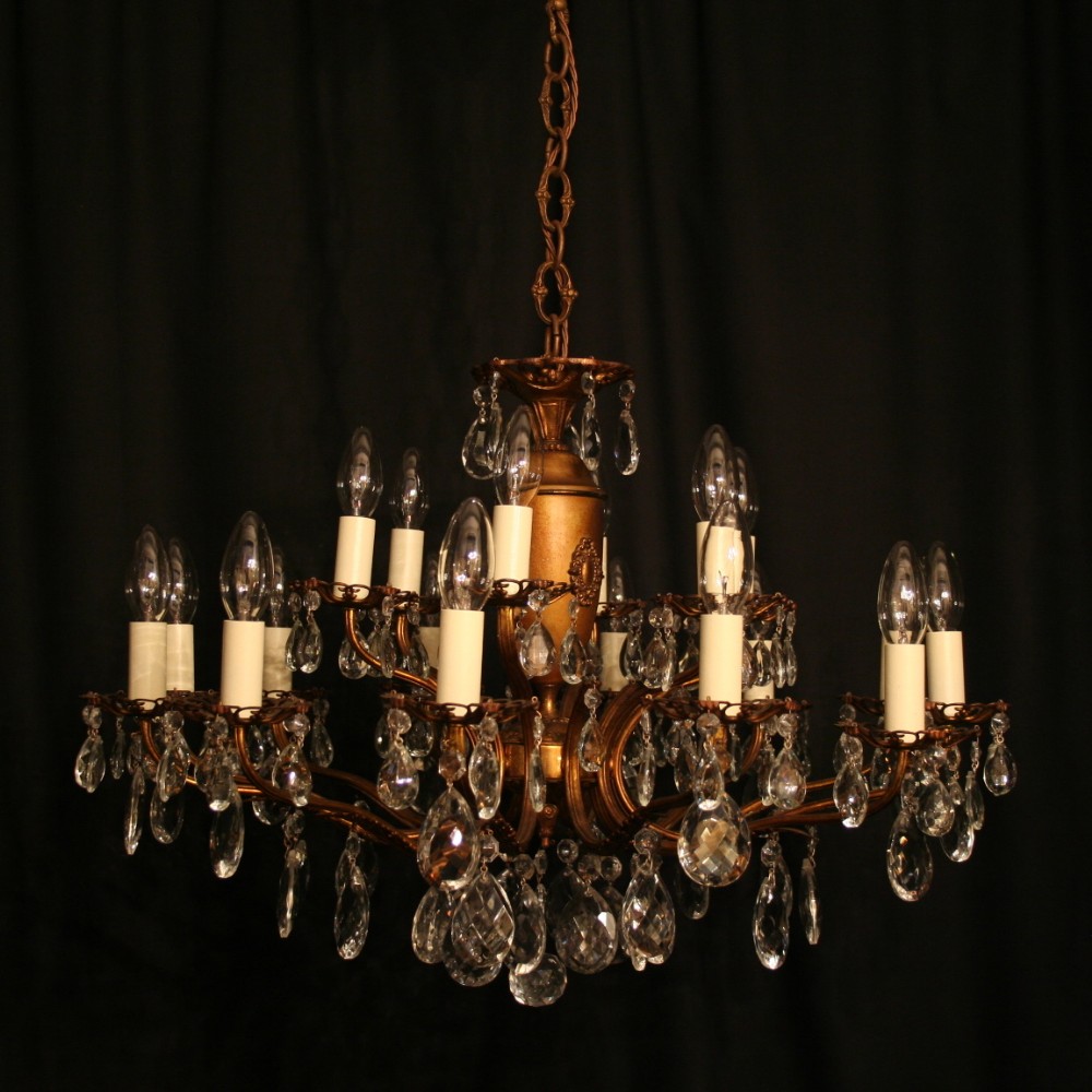 An Italian Gilded 18 Light Antique Chandelier