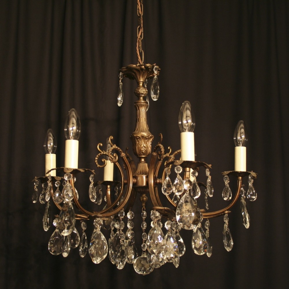 An Italian 6 Light Antique Chandelier