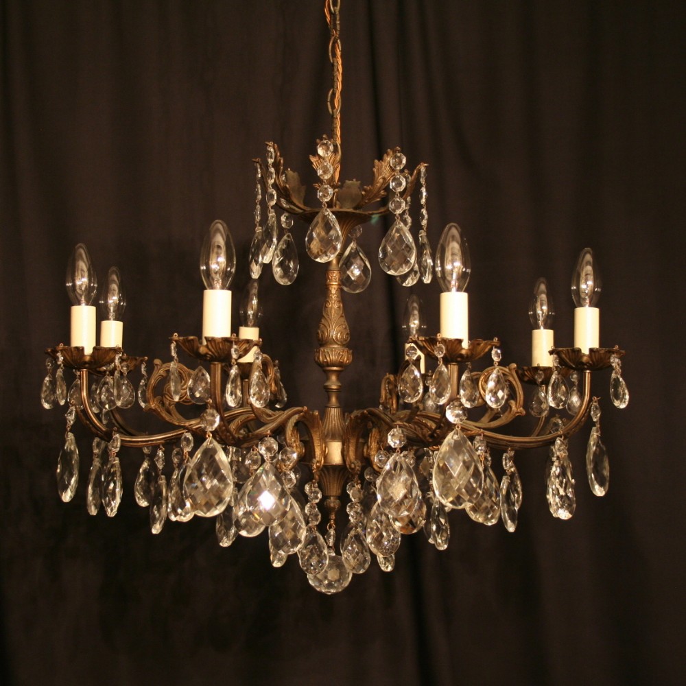 An Italian Gilded 8 Light Antique Chandelier