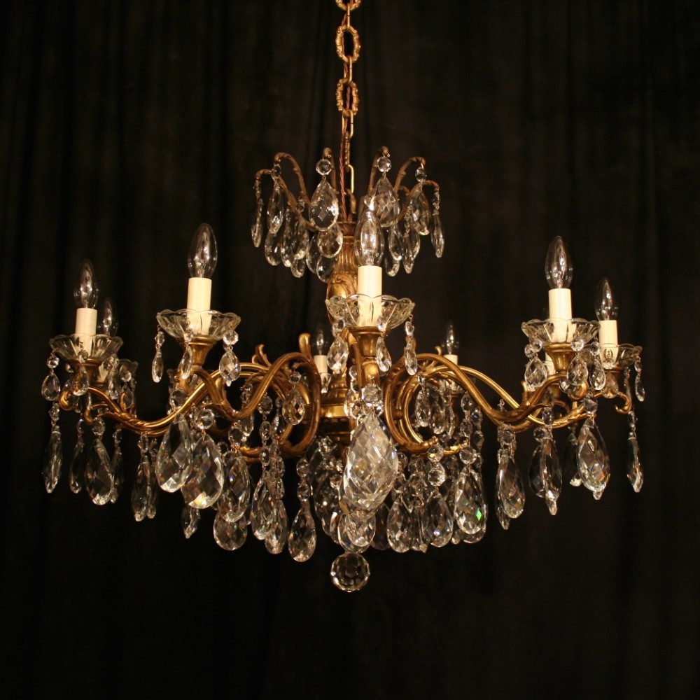 An Italian Gilded Brass & Crystal 10 Light Antique Chandelier