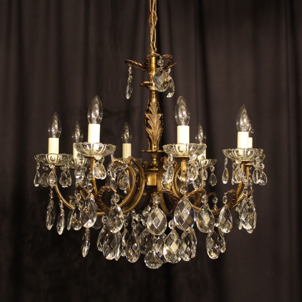 An Italian 8 Light Gilded Antique Chandelier