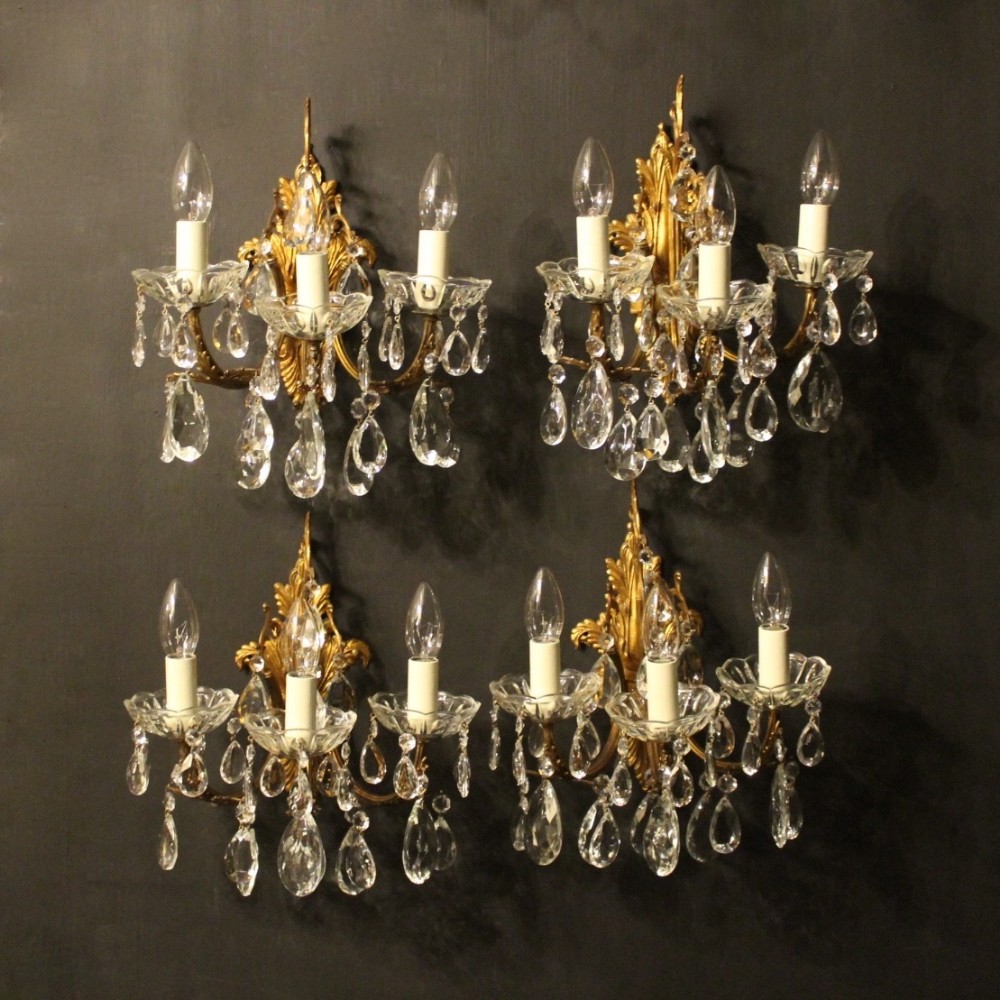 An Italian Set Of 4 Gilded Wall Lights