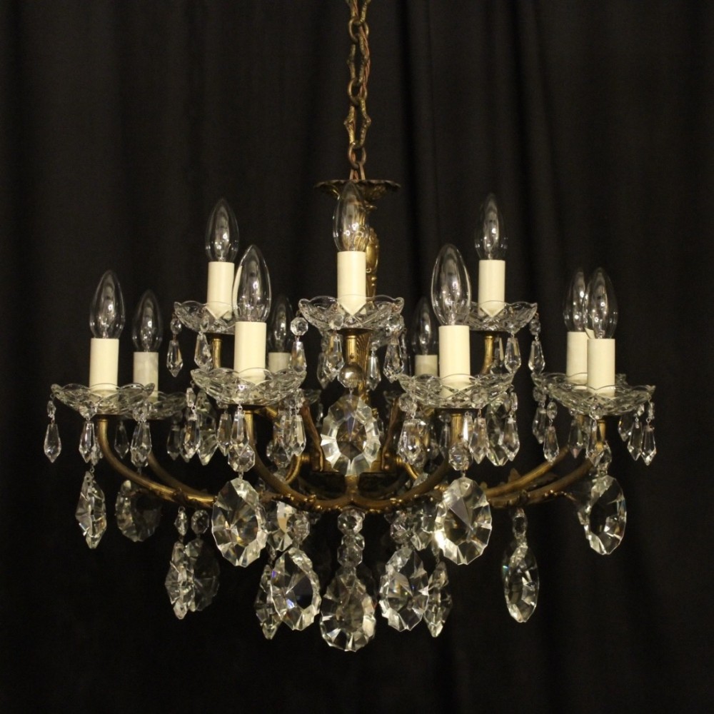 Italian Gilded 12 Light Antique Chandelier