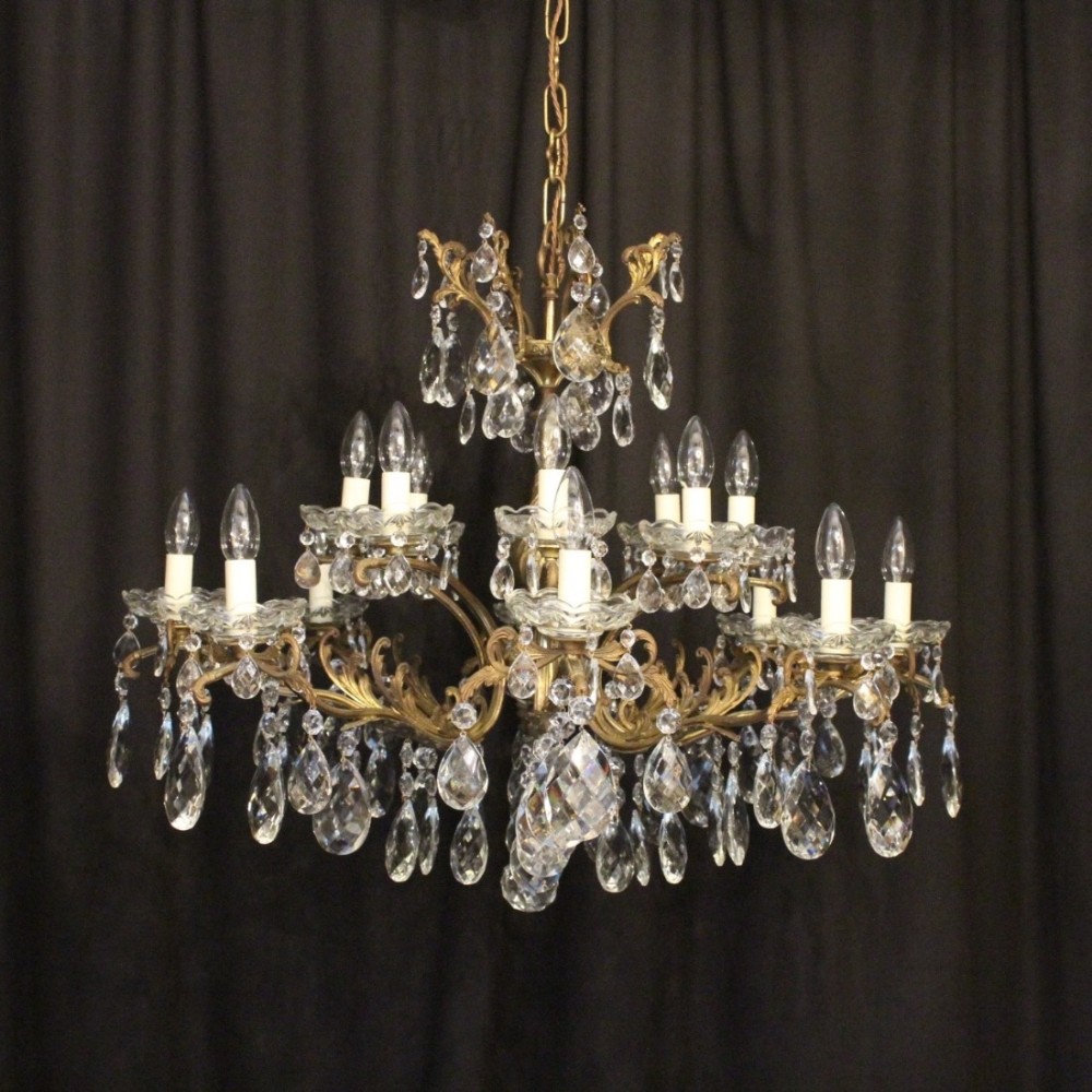 Italian Gilded 16 Light Antique Chandelier