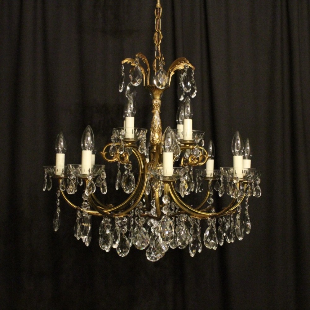 Italian Gilded 12 Light Antique Chandelier