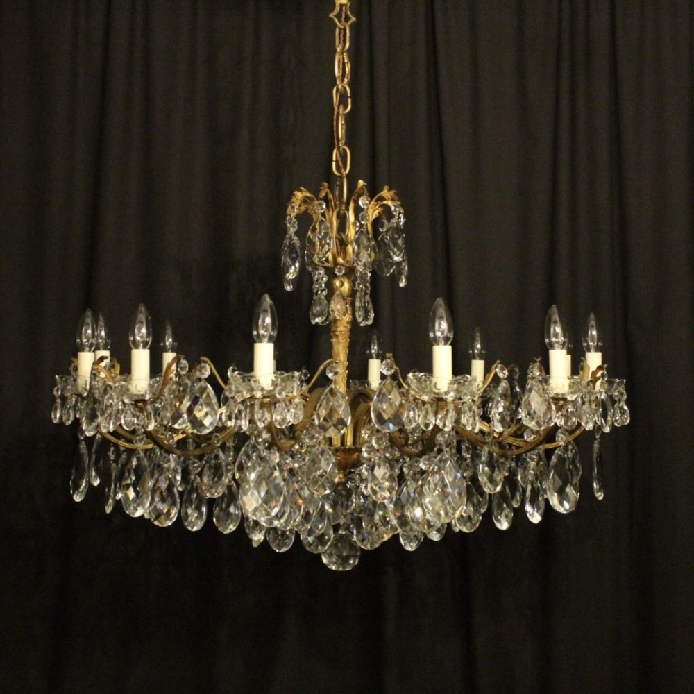 Italian Gilded 12 Light Antique Chandelier