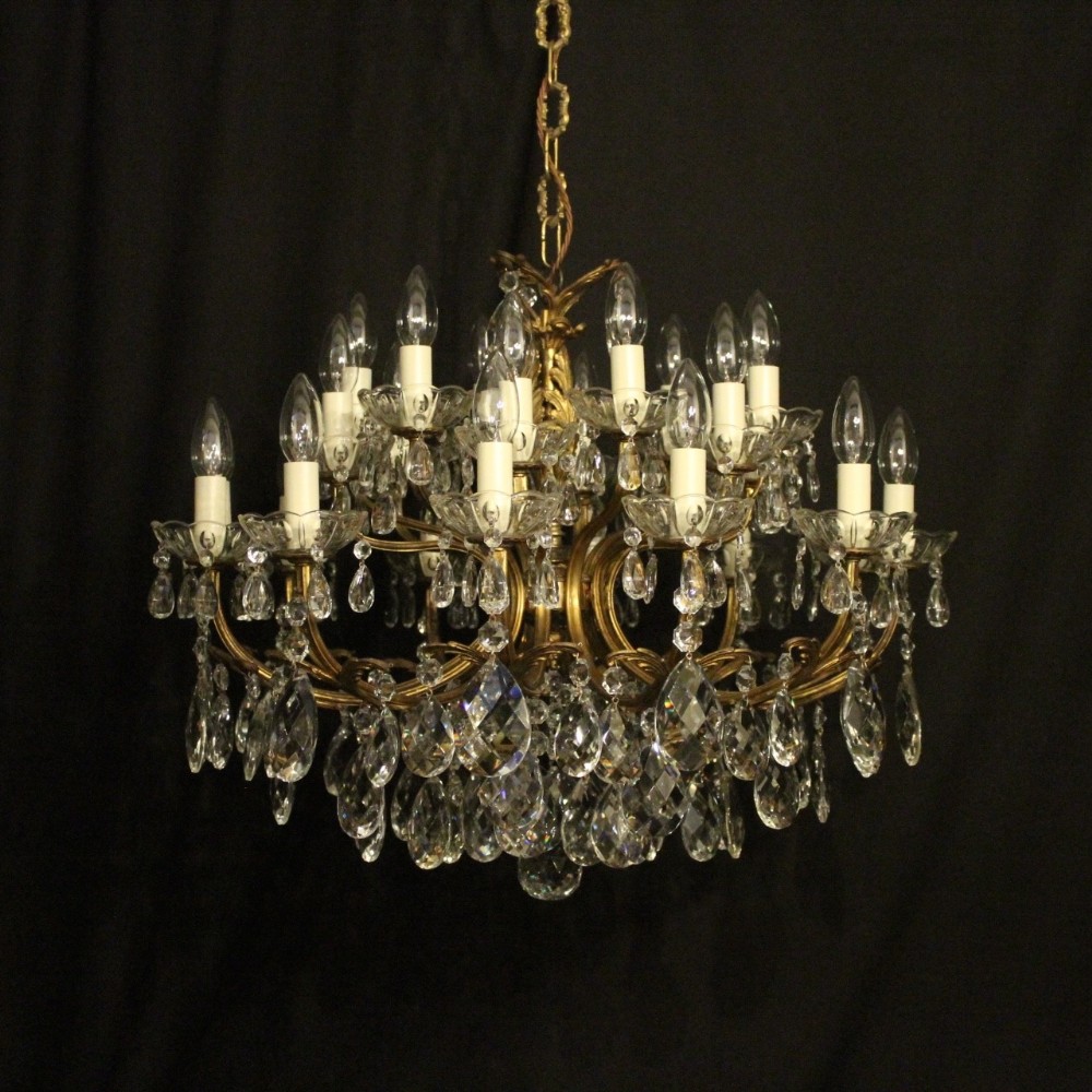 Italian Gilded 24 Light Antique Chandelier