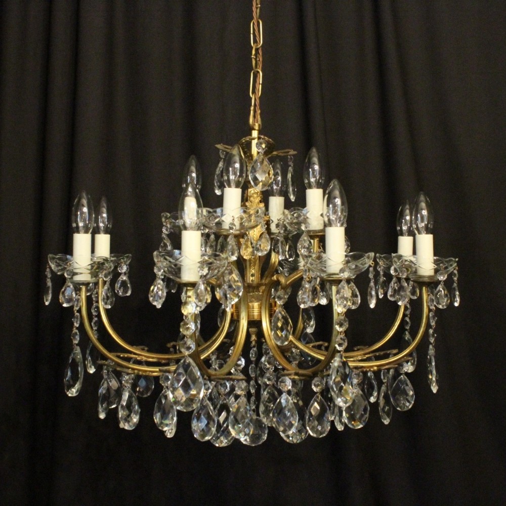 Italian Gilded 12 Light Antique Chandelier