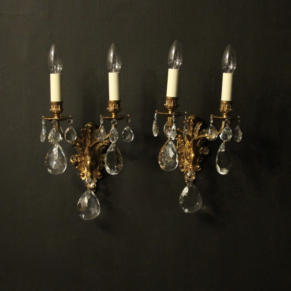 Italian Pair Of Gilded Brass Antique Wall Lights