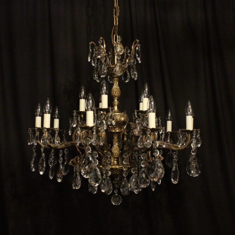 Italian Gilded 15 Light Antique Chandelier