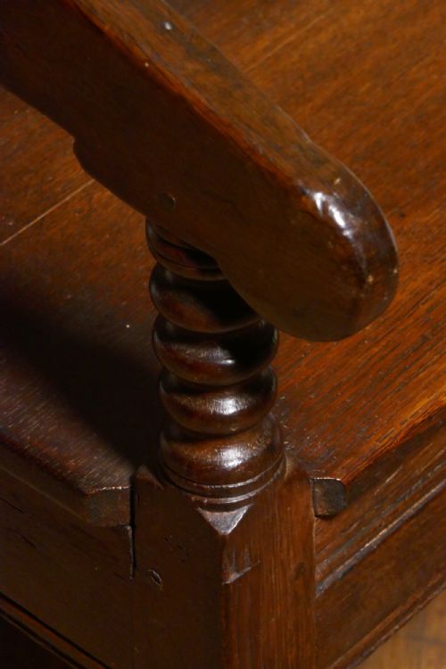 A 17TH CENTURY WAINSCOT CHAIR - ADDITIONAL PHOTO 6