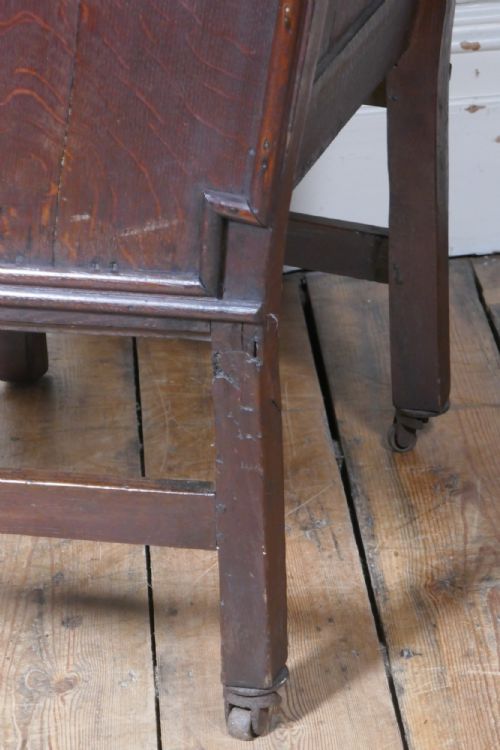 A GEORGIAN OAK WING BACK ARMCHAIR - ADDITIONAL PHOTO 7