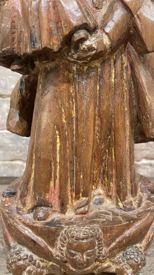 16TH CENTURY CARVED OAK MADONNA AND CHILD - ADDITIONAL PHOTO 17