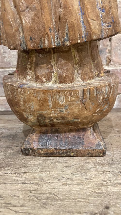 16TH CENTURY CARVED OAK MADONNA AND CHILD - ADDITIONAL PHOTO 24