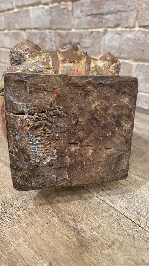 16TH CENTURY CARVED OAK MADONNA AND CHILD - ADDITIONAL PHOTO 26
